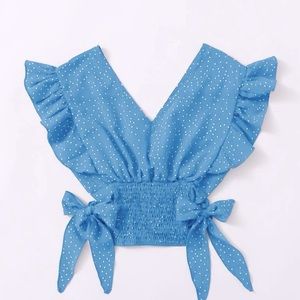 Ruffle trim Shirred knotted polka-dot top